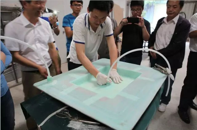 廣東博皓致力于幫助客戶成長，為客戶創造價值，開辦培訓班，不遺余力地和他們一起投身到行業交流互惠的活動之中