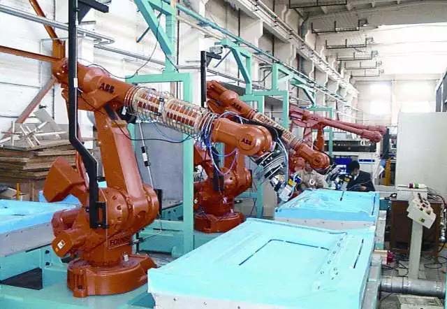 還在“佛系”手工噴涂？“仙系”手把手示教機(jī)器人已經(jīng)駕臨！-3